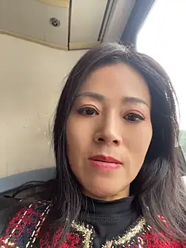 Lipinger's Live XXX Chat