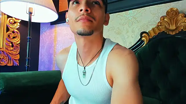 AlessandroKiing Live XXX-chat