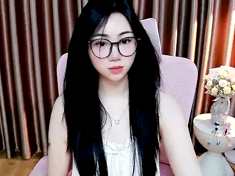 Helen_202 Adlı Modelin Canlı XXX Sohbeti