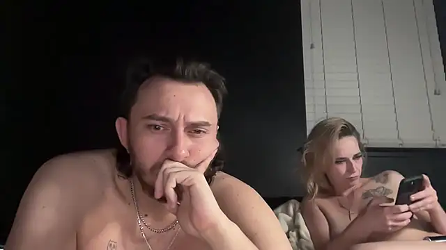 hungandcloudy XXX чат на живо