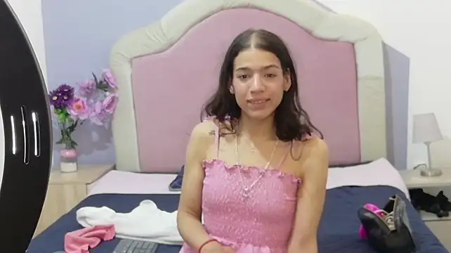 Katthyle Chat XXX in diretta