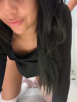 HaileyDiana 即時 XXX 聊天
