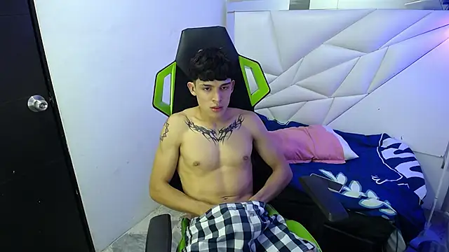 Chat XXX en directo de Liom_Gym