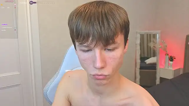 cuMte_boy élő XXX-chatje