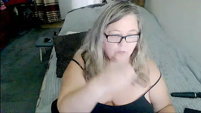 sex2n Live XXX chat