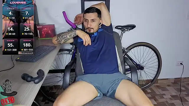 Marck_Muscle live XXX chat