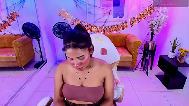 แชท XXX สดของ Afrodita_loren