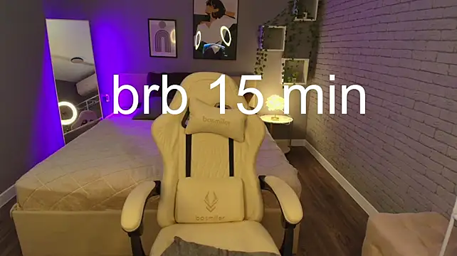 XXX chat uživo modela Deanna_B