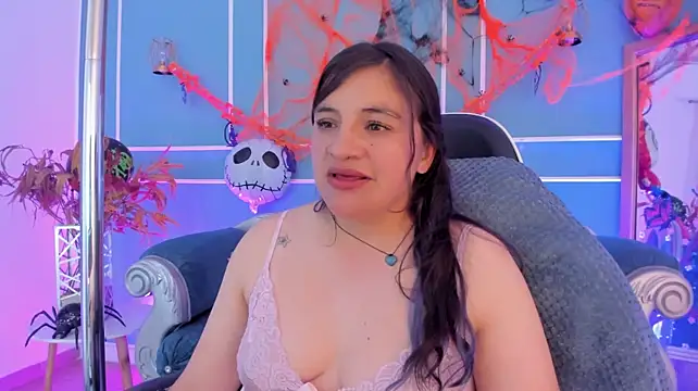 Živý XXX chat TaraTaylorr