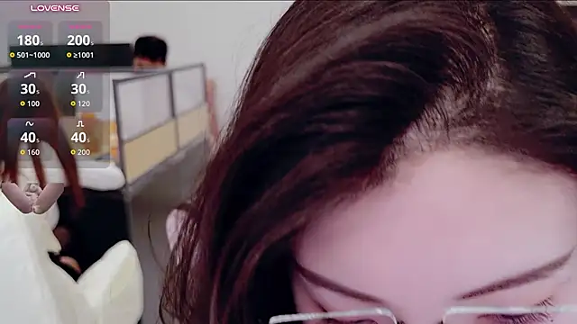 Czat XXX na żywo – yangyang-777