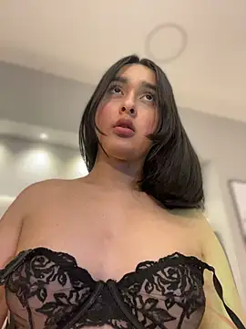 MiahWindsor live XXX chat