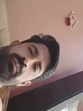 XxX_KING30 Adlı Modelin Canlı XXX Sohbeti