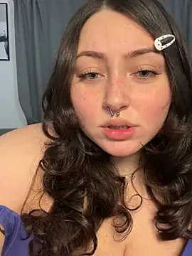 XXX chat uživo modela Evemeqt