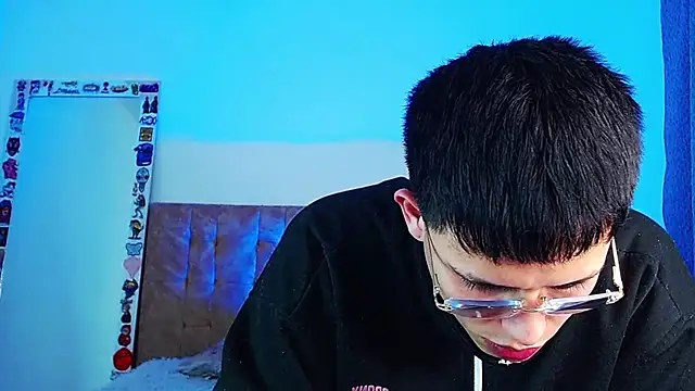 Chatroom XXX en direct de _justinmoon2
