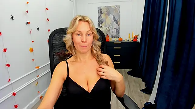 Sinty_Devisn Live XXX chat