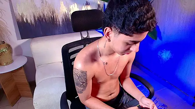 XXX chat uživo modela CGomez_