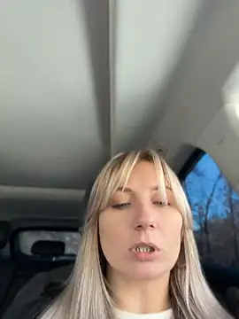 Crazy-Rosa live XXX chat