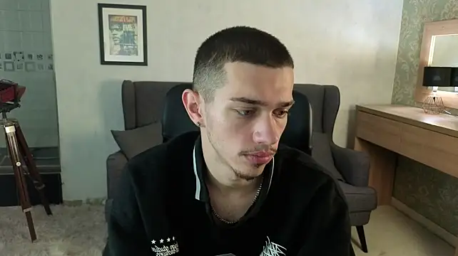 Chat +18 de KaydenDrew ao vivo