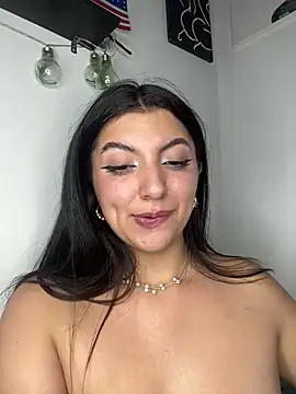 im_airi élő XXX-chatje