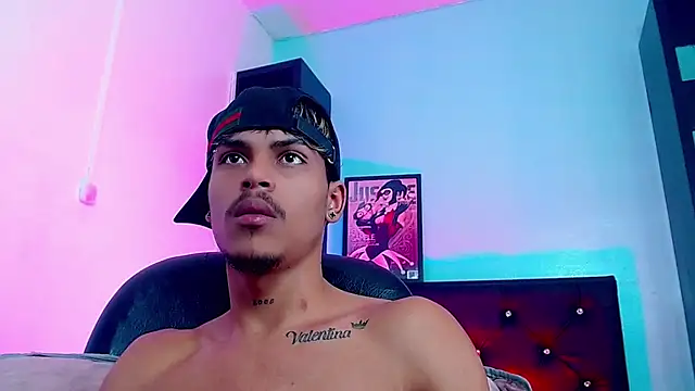 Chat +18 de Angel_foxc13 ao vivo