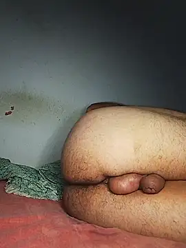 tarra122's Live XXX Chat