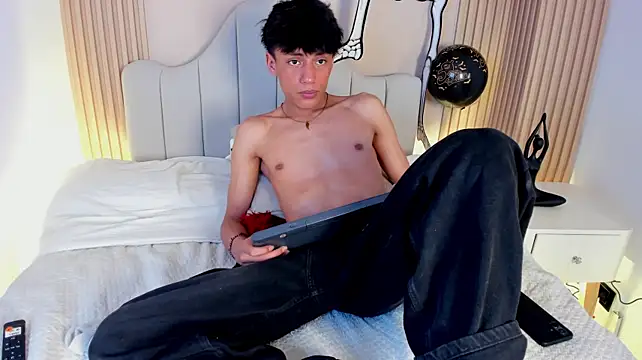 XXX chat uživo modela Im_Tian_
