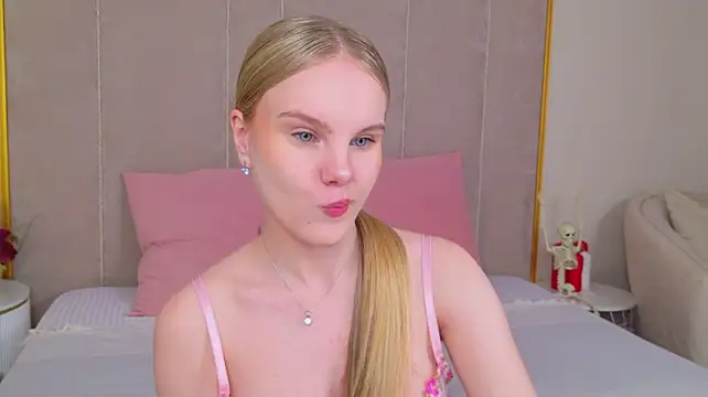 دردشة Lili_Lohan الجنسية المباشرة