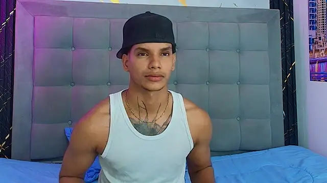 Chat XXX Live kai_storm77