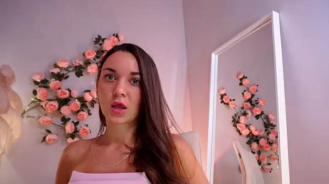 YayMaya – Live XXX-chat