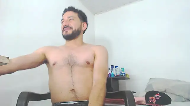mateoothh Chat XXX in diretta