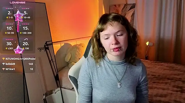 VioletDesiree's Live XXX Chat