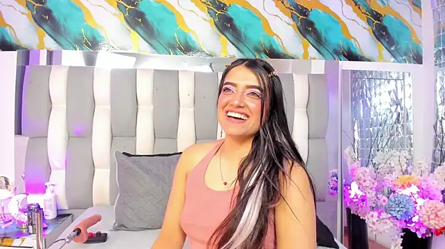Chat +18 de IsaDiiaz ao vivo