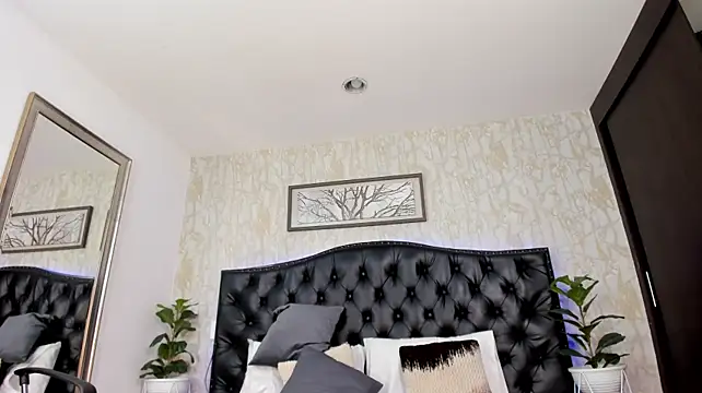 MattDevon live XXX chat