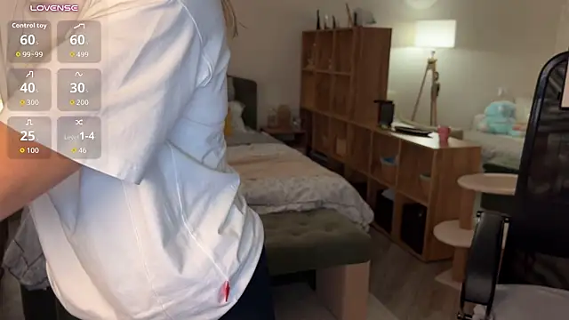 DannaEvan Adlı Modelin Canlı XXX Sohbeti