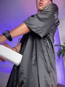 Czat XXX na żywo – Stone_grey1_