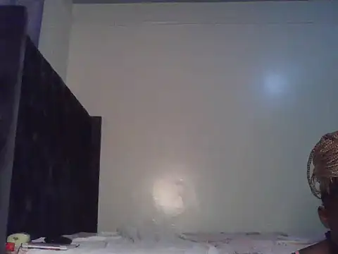 Chat XXX ao vivo de Smalltittsbigass