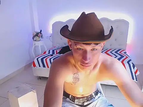 Chat XXX ao vivo de Maverick27_