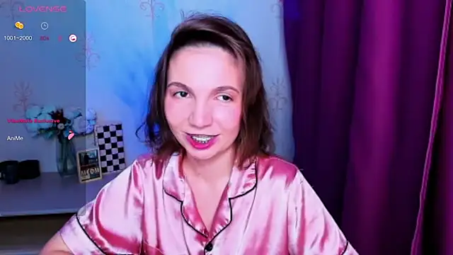 Chat XXX ao vivo de KindHazelHere_