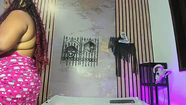 SadieAndAxel 即時 XXX 聊天