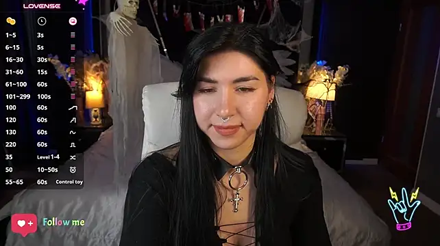 EmilyCandyy élő XXX-chatje