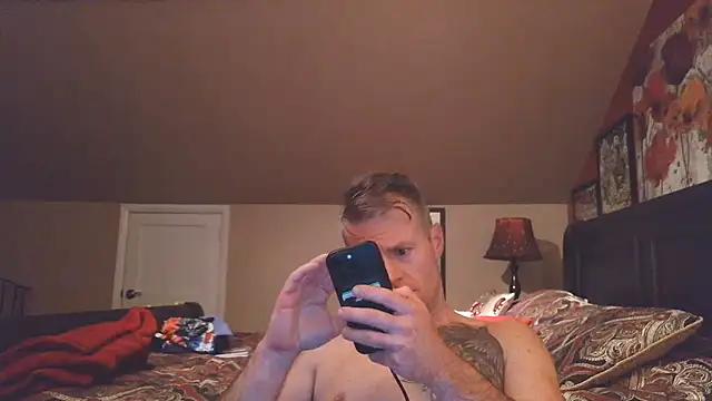 DILFiGuess1 Chat XXX live
