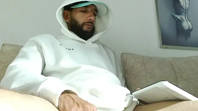 XXX chat uživo modela LukasScott_