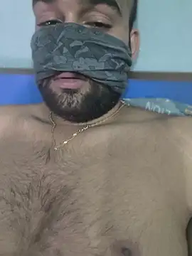 צ'אט XXX בשידור חי של xohardboss