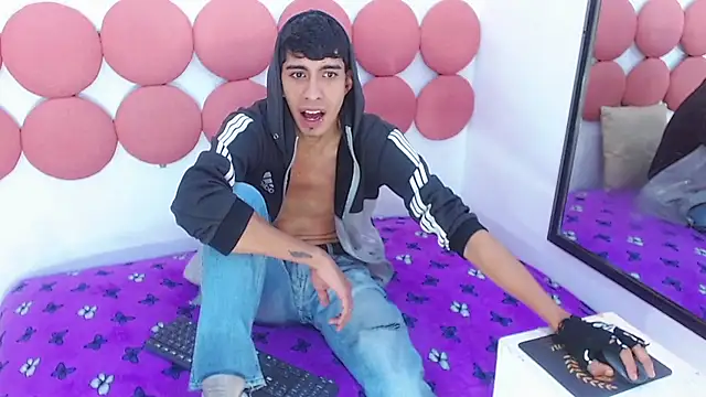 Drake_Jack's Live XXX Chat