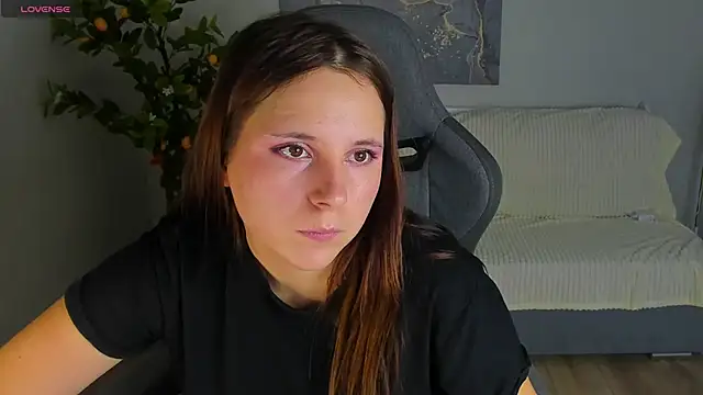 JuliaShyy's Live XXX Chat