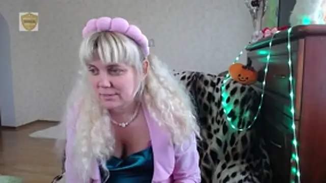 SunnySylvia's Live XXX Chat