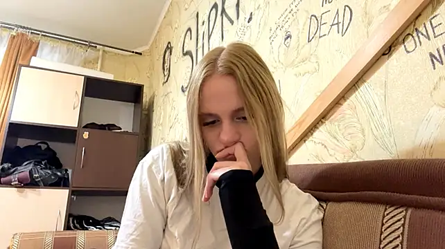 DollieMuhn Live XXX-Chat