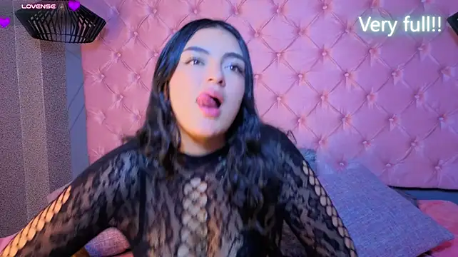 Chat XXX ao vivo de sara-messy-