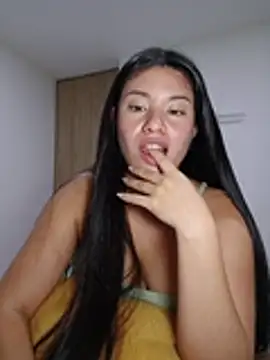 Chat XXX ao vivo de tara20_