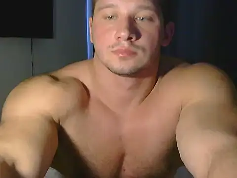 צ'אט XXX בשידור חי של Body_777_